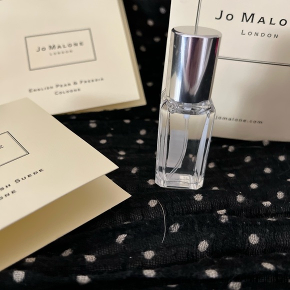 Jo Malone Sampler. 4 pieces including mini gift bag. Will include bonus. - Picture 2 of 5